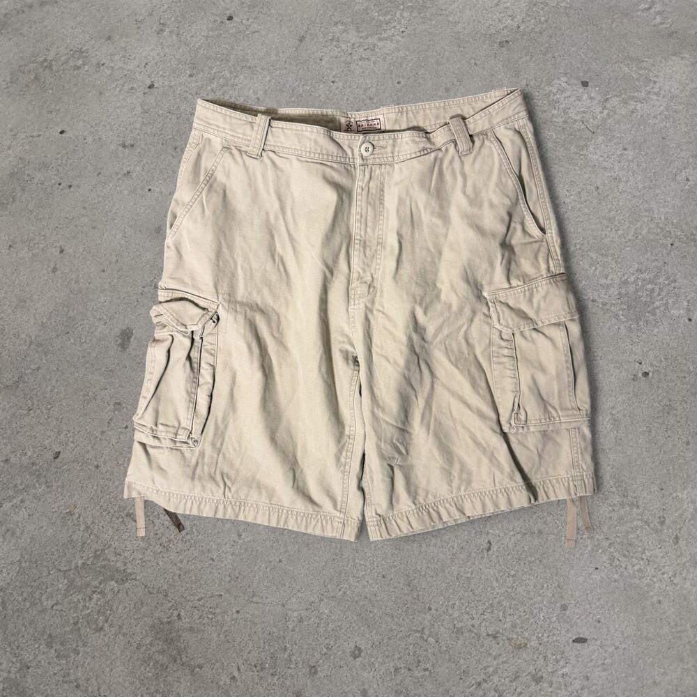 Arizona Jeans Co. Beige Baggy Cargo Shorts Mens Size 38